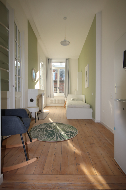 Studio Meublé De 24 M², Rue Jacquemars Giélée, Lille | Nexim Immobilier ...