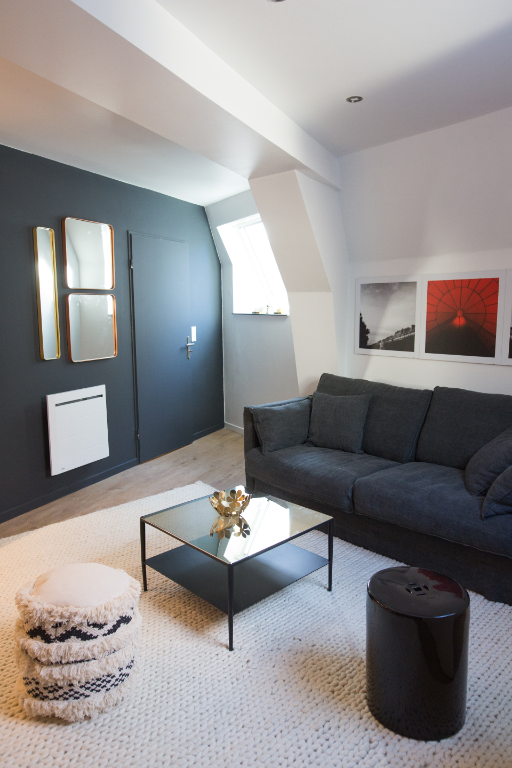 Studio MEUBLÉ De 32 M², Rue Royale – Vieux-Lille | Nexim Immobilier ...