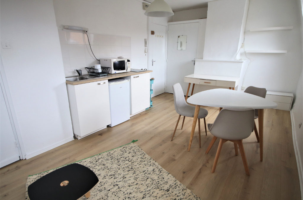 Studio MEUBLE de 21 m², rue Colbert – La Catho