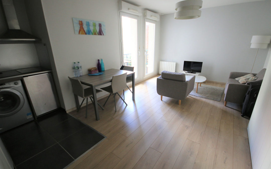 Studio MEUBLÉ de 28.41 m², rue de la Cence aux blés, Vieux Lille