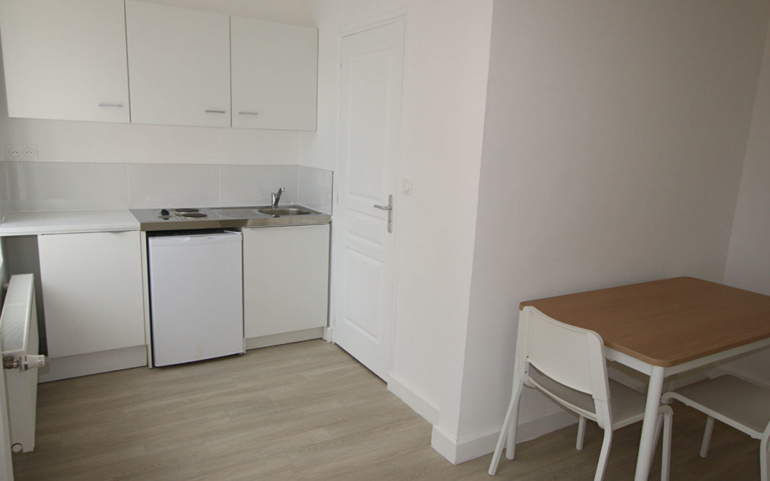 Studio de 26.46 m² avec mise à disposition du mobilier , rue Pharaon de Winter – Vieux Lille