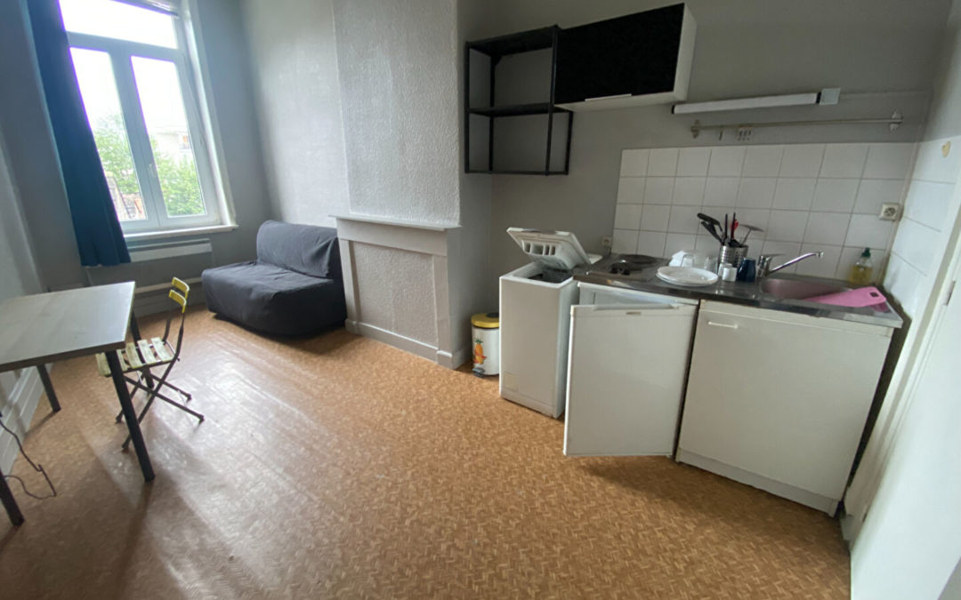 Studio MEUBLÉ  de 20 m², rue Solférino – Sébastopol