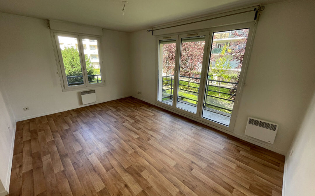 A VENDRE – Type 2  dans une résidence récente avec balcon et possibilité de garage en sus – VIEUX LILLE